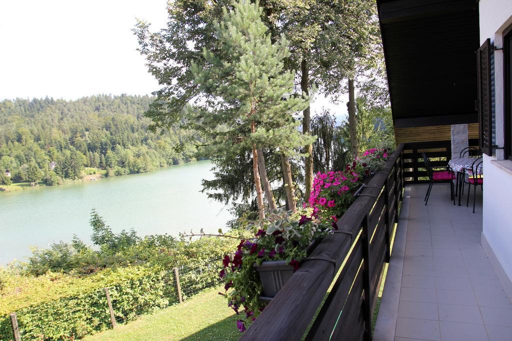 Lake House Apartment Медводе Екстериор снимка