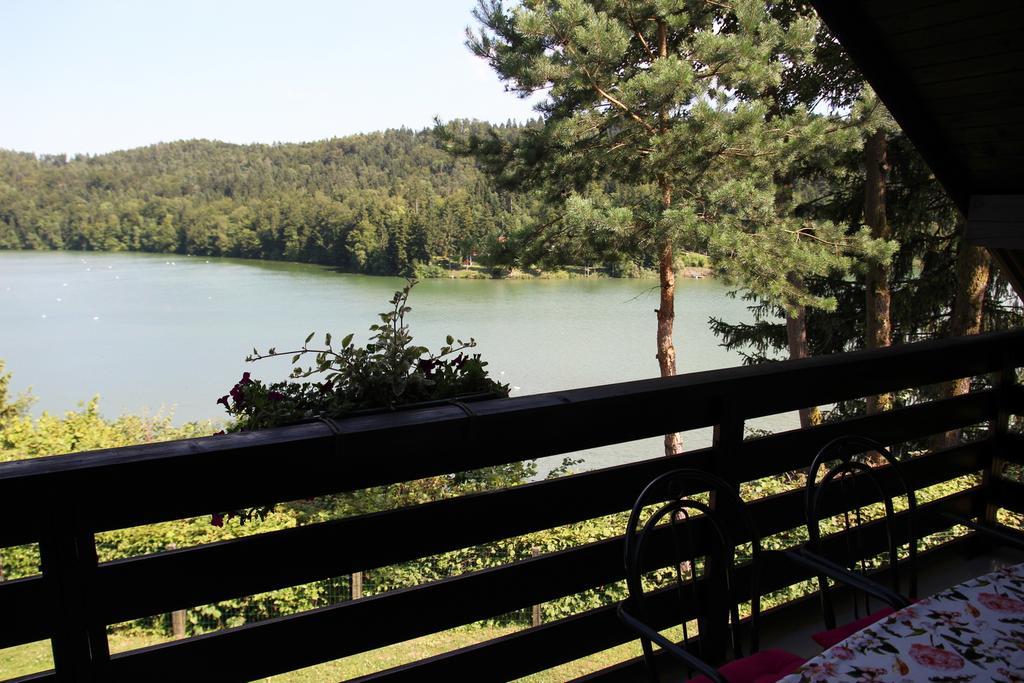Lake House Apartment Медводе Екстериор снимка